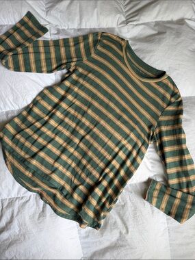 American Eagle Long Sleeve Sweater